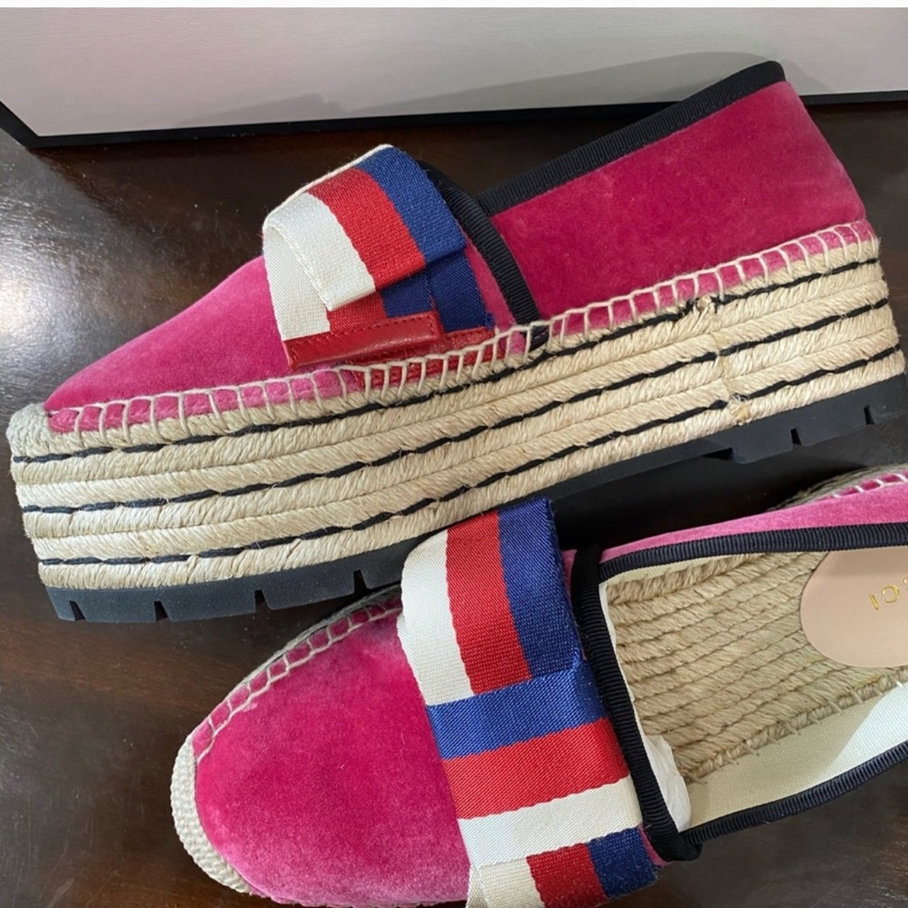 Gucci VELVET ESPADRILLES - gucci red wedge